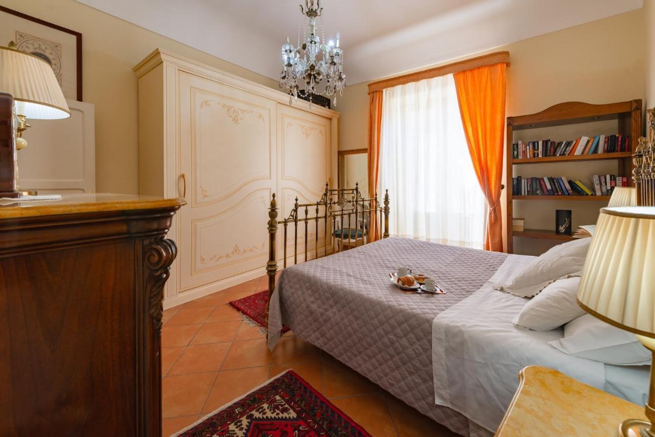 La Casa Di Dante Lägenhet Palermo Exteriör bild